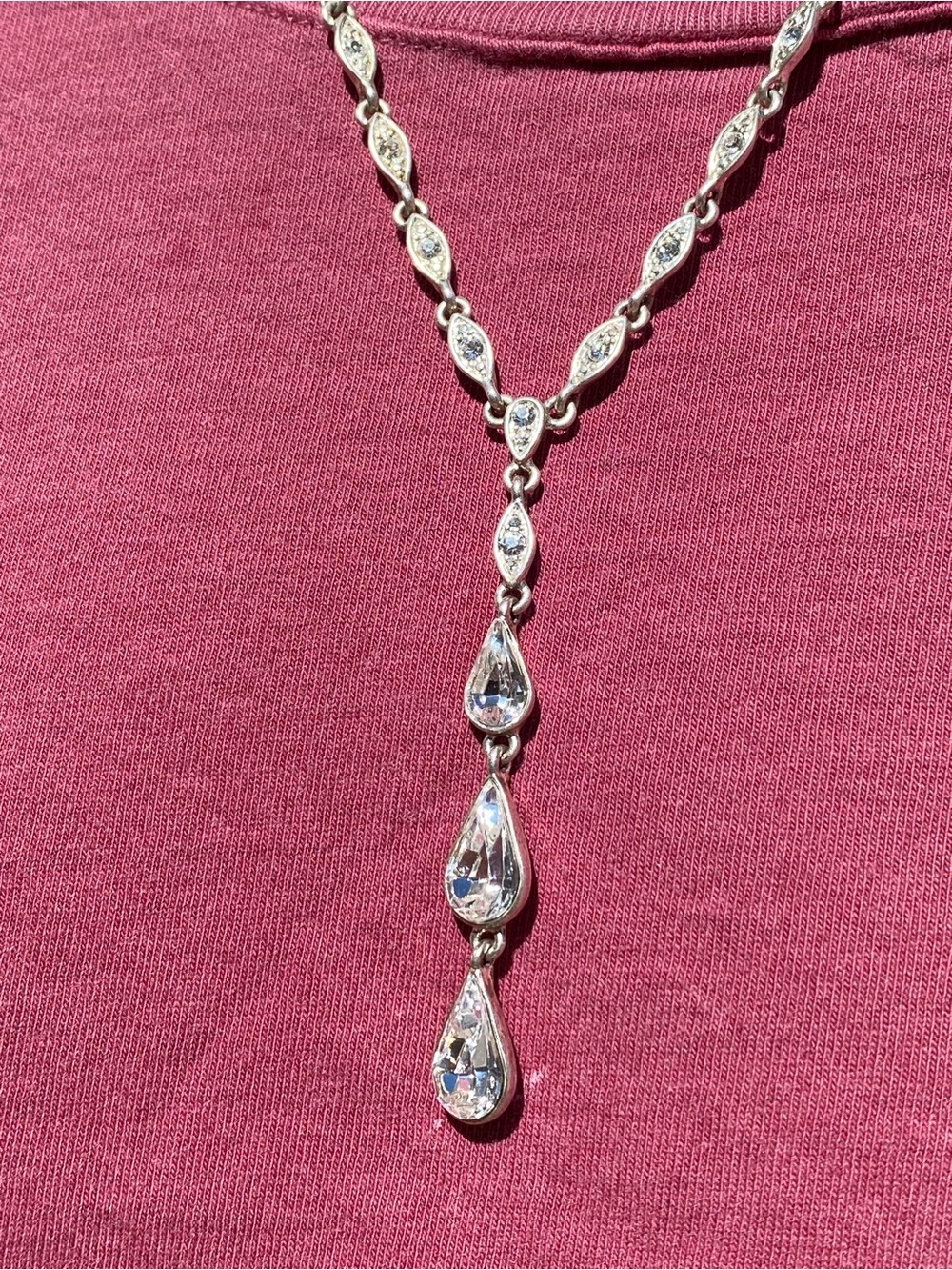 Silver Teardrop Pendant Necklace with Clear Stones